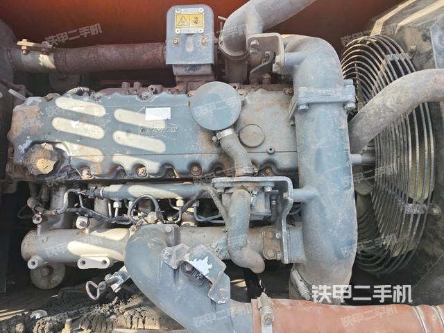 發(fā)動(dòng)機(jī)室（上車部件）