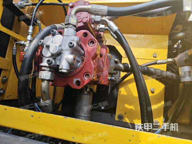 液压泵室(大件舱室) 液压泵室(大件舱室)