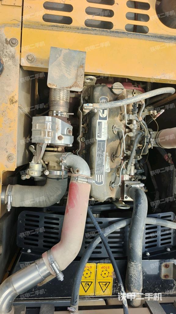 發(fā)動機室(上車部件) 發(fā)動機室(上車部件)