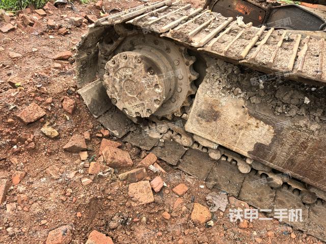 左驅(qū)動(dòng)輪(行走機(jī)構(gòu)) 左驅(qū)動(dòng)輪(行走機(jī)構(gòu))