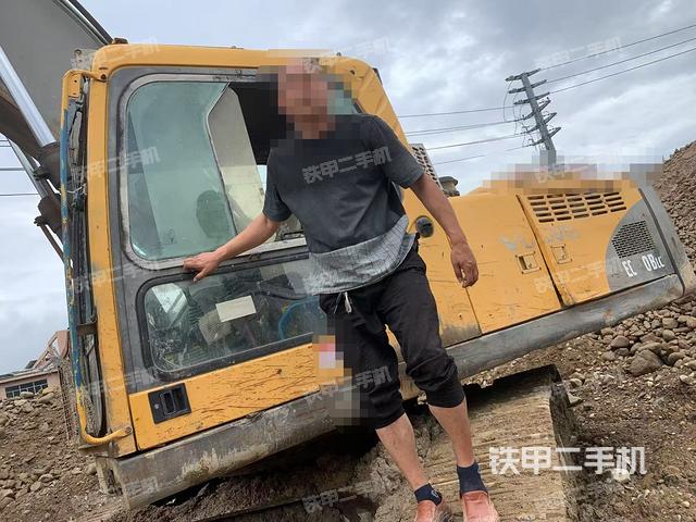 沃爾沃EC290BLC挖掘機(jī)