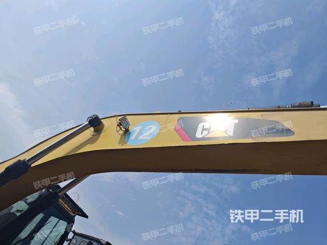 大臂整體?右側(cè)(工作和回轉(zhuǎn)裝置) 大臂整體?右側(cè)(工作和回轉(zhuǎn)裝置)