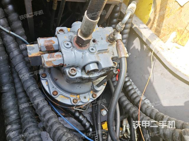 回转马达(上车部件) 回转马达(上车部件)