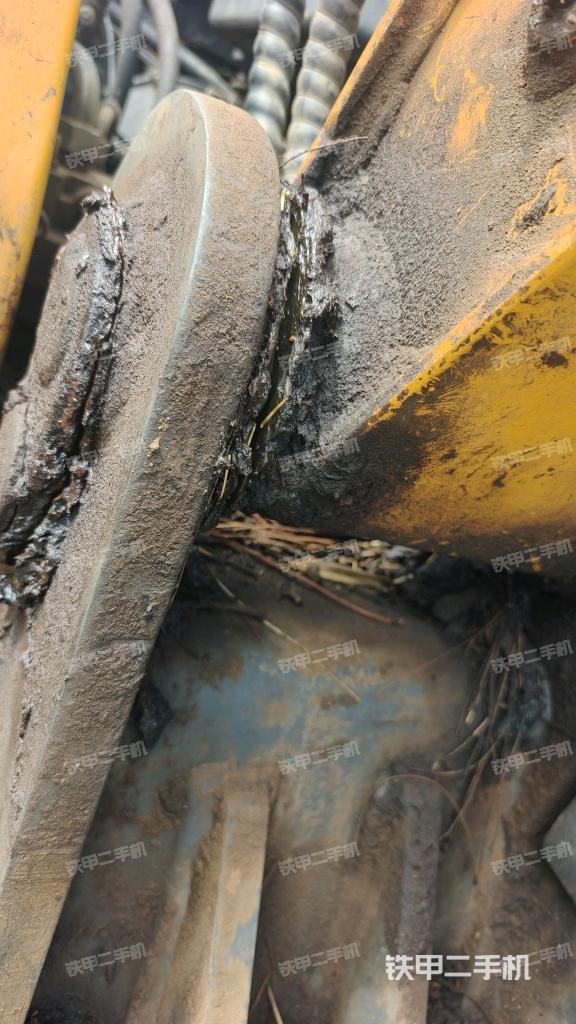 大臂根部 斜(工作和回转装置) 大臂根部 斜(工作和回转装置)