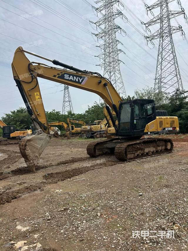 三一重工SY205C挖掘機(jī)