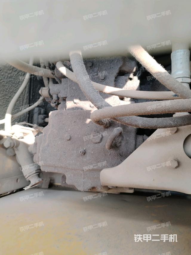 液压泵斜45 左(大件舱室) 液压泵斜45 左(大件舱室)