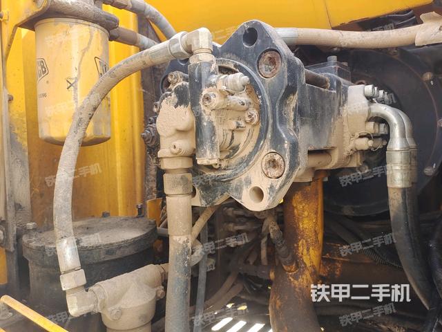 液壓泵斜45?左(大件艙室) 液壓泵斜45?左(大件艙室)