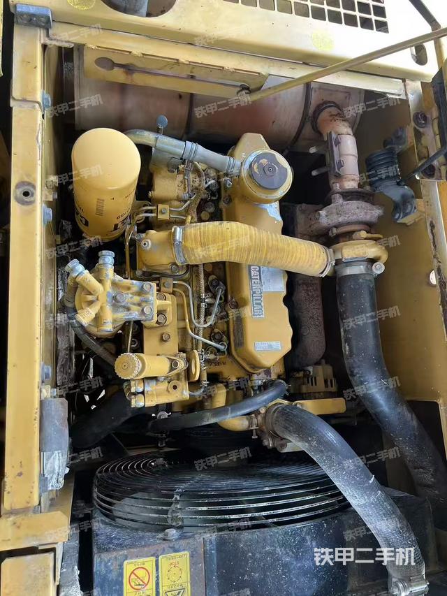 发动机整体俯视（整机外观）