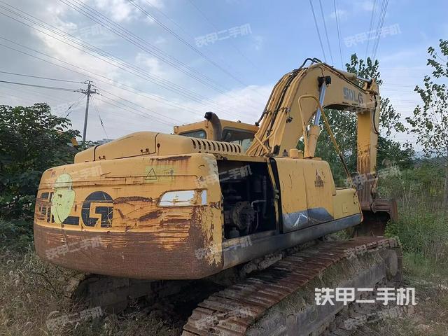 整机右后45°(整机外观) 整机右后45°(整机外观)