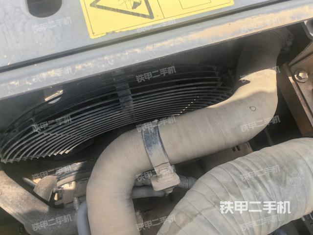 水箱+風(fēng)扇特寫(上車部件) 水箱+風(fēng)扇特寫(上車部件)