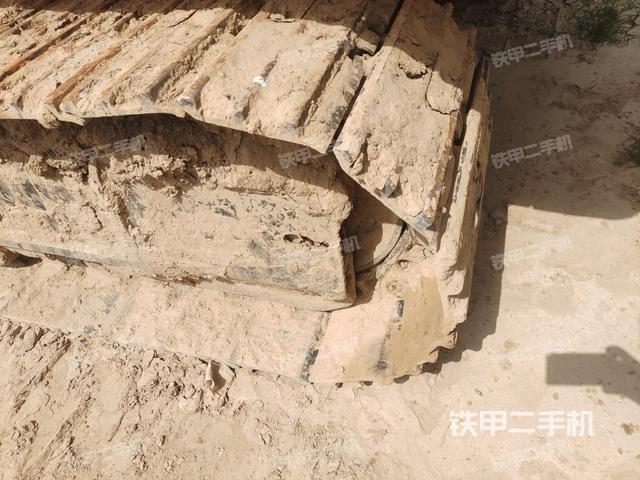 左驅(qū)動(dòng)輪(行走機(jī)構(gòu)) 左驅(qū)動(dòng)輪(行走機(jī)構(gòu))