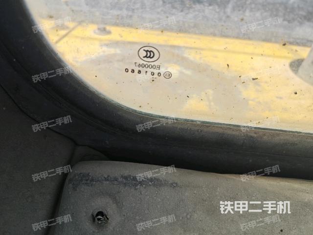 后窗玻璃角标(驾驶室部分) 后窗玻璃角标(驾驶室部分)