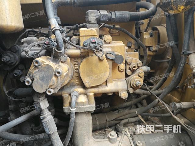 液压泵斜45 右(大件舱室) 液压泵斜45 右(大件舱室)