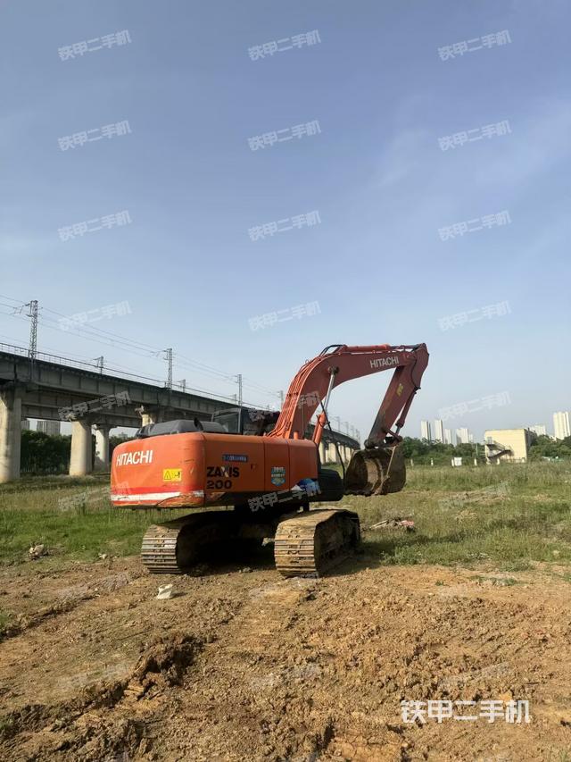 整机右后45°(整机外观) 整机右后45°(整机外观)