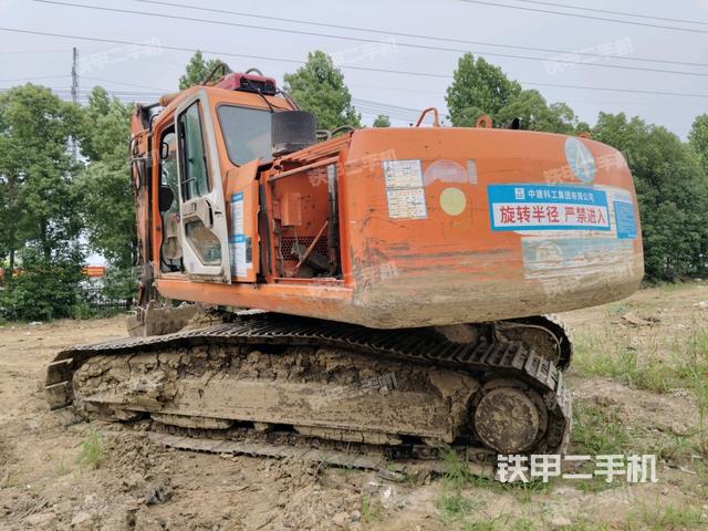 整機(jī)右后45°(整機(jī)外觀) 整機(jī)右后45°(整機(jī)外觀)