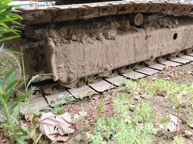 左側履帶整體?(行走機構) 左側履帶整體?(行走機構)