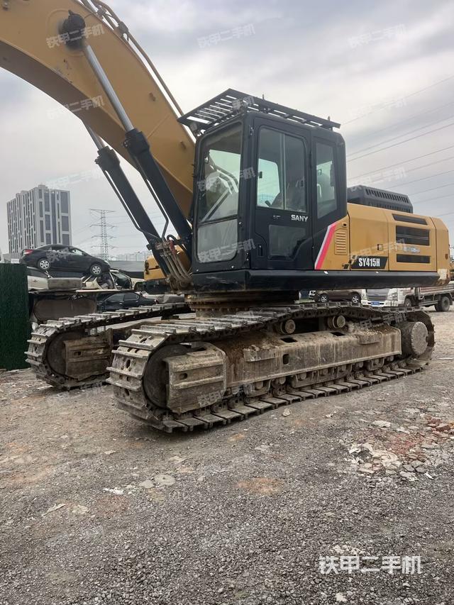 三一重工SY375H挖掘機(jī)