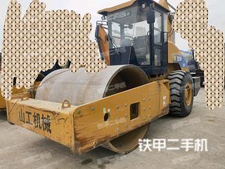 山工SEM522压路机实拍图片