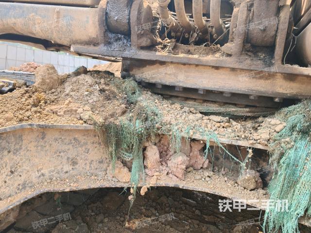 大臂油缸整體?豎拍(工作和回轉(zhuǎn)裝置) 大臂油缸整體?豎拍(工作和回轉(zhuǎn)裝置)