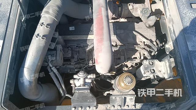 发动机整体俯视(整机外观) 发动机整体俯视(整机外观)