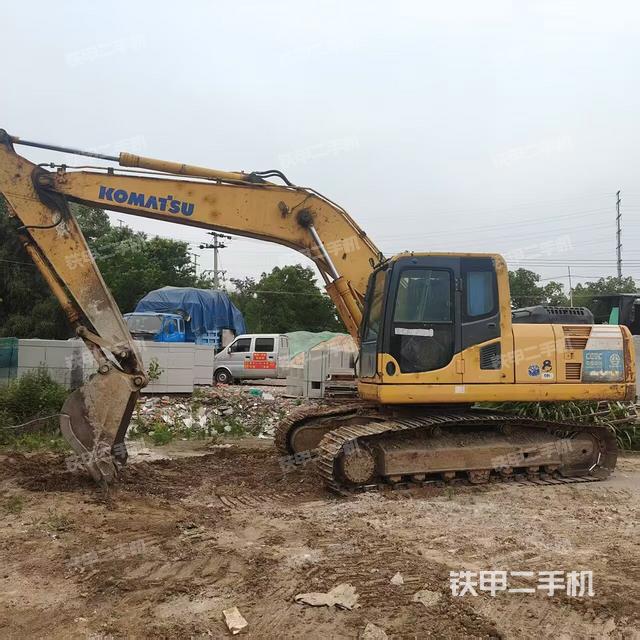 小松PC200-8挖掘機(jī)