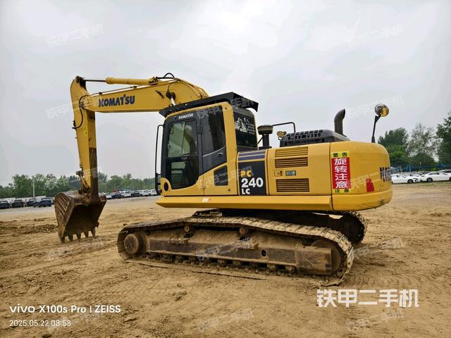 整机右后45°(整机外观) 整机右后45°(整机外观)