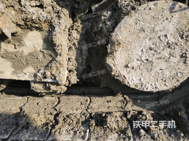 左驅(qū)動(dòng)輪(行走機(jī)構(gòu)) 左驅(qū)動(dòng)輪(行走機(jī)構(gòu))