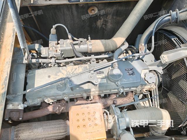 发动机室（上车部件）