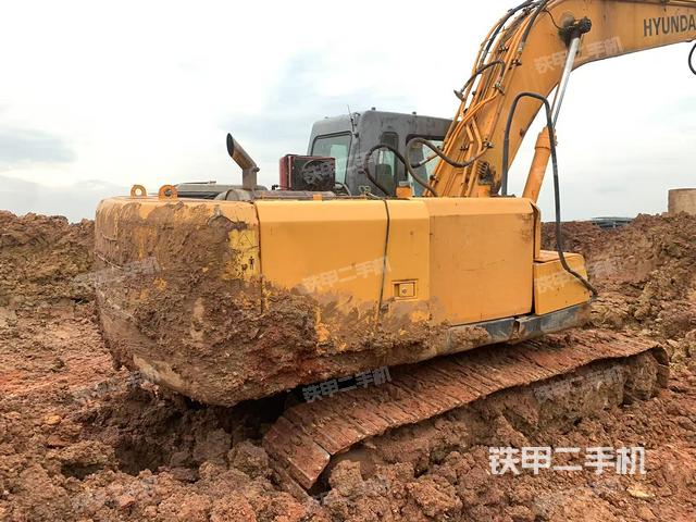 整機(jī)右后45°（整機(jī)外觀）