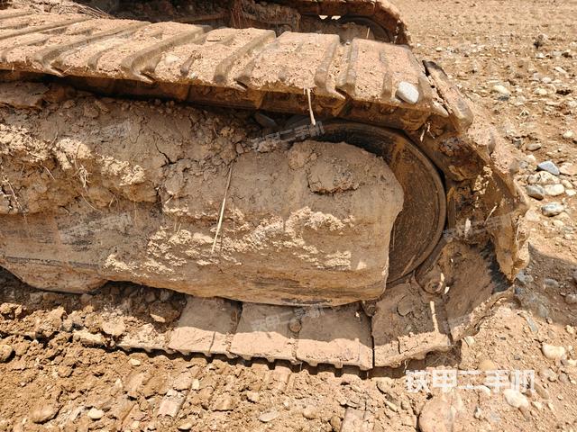 右侧履带整体（行走机构）