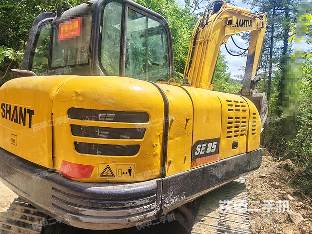 整機(jī)右后45°(整機(jī)外觀) 整機(jī)右后45°(整機(jī)外觀)