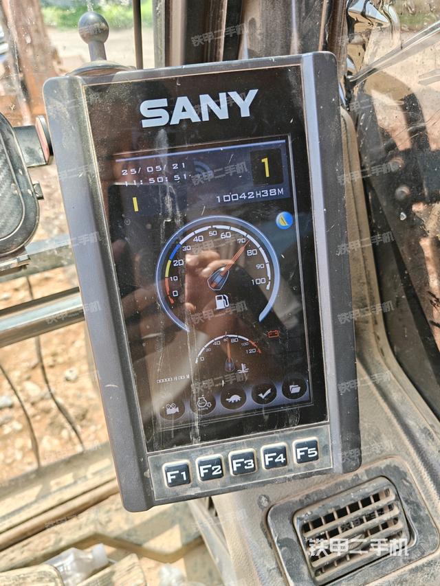 显示屏 （驾驶室部分）