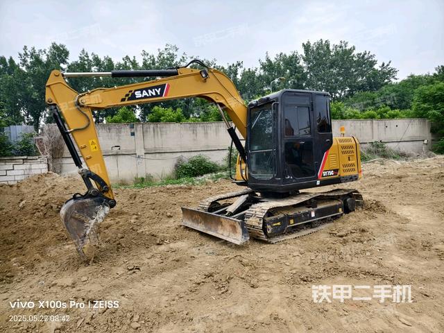 三一重工SY75C挖掘機