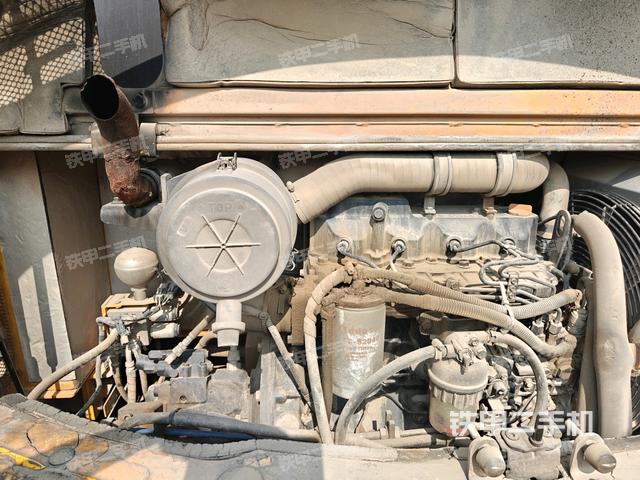 发动机室(上车部件) 发动机室(上车部件)