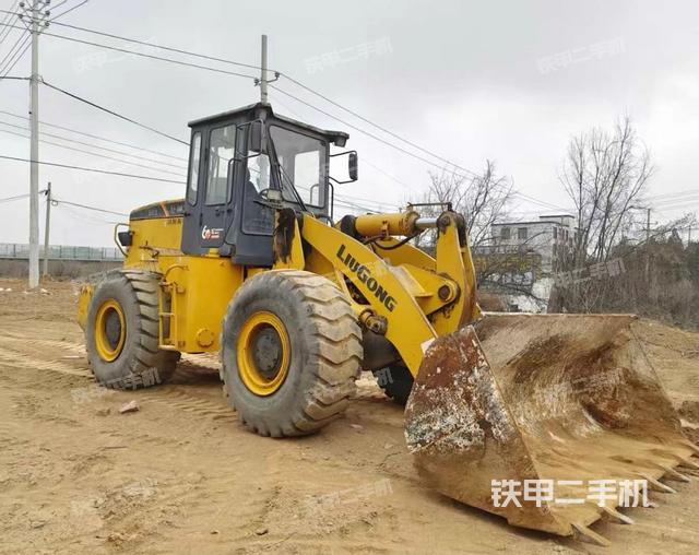 工作裝置整體（整機外觀及大件）