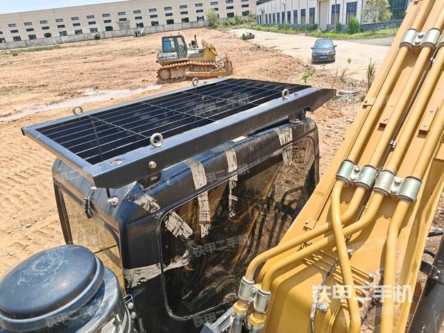 驾驶室顶部俯视（上车部件）