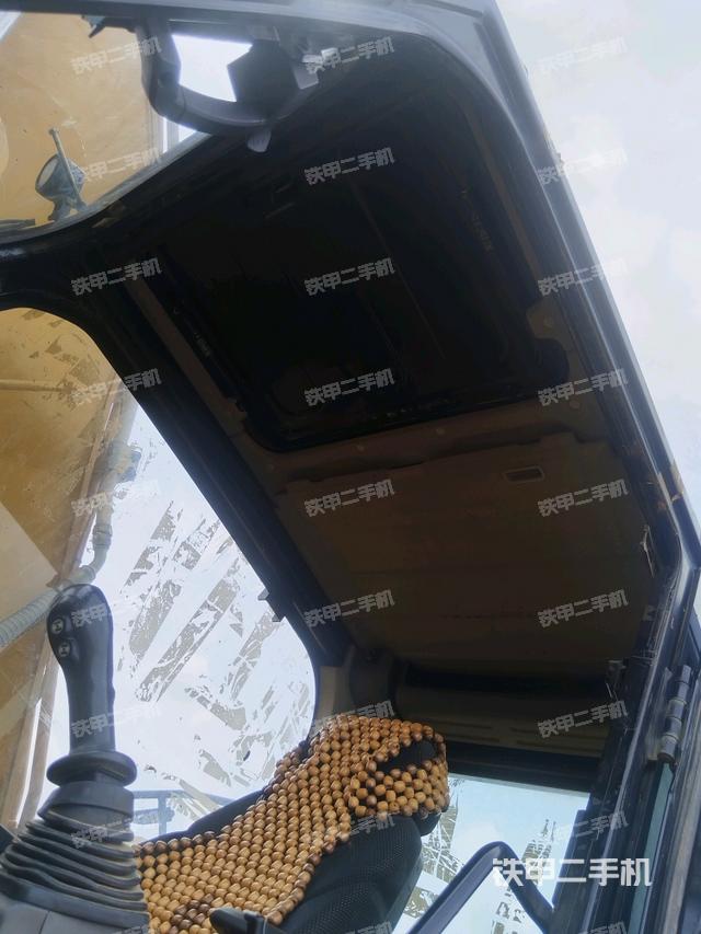 頂棚整體(駕駛室部分) 頂棚整體(駕駛室部分)