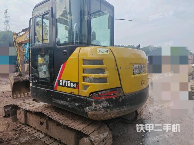 左后45(整機(jī)外觀) 左后45(整機(jī)外觀)