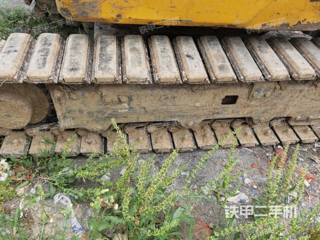 左侧履带整体 （行走机构）