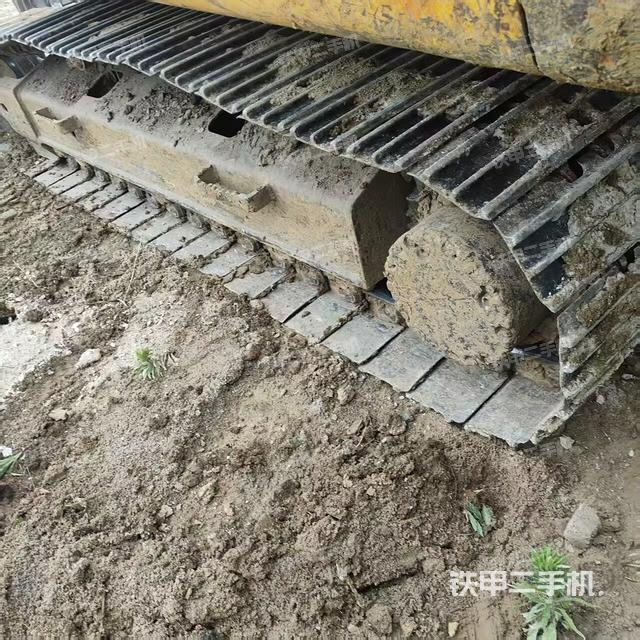 左侧履带整体 (行走机构) 左侧履带整体 (行走机构)