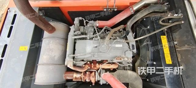 发动机整体俯视(整机外观) 发动机整体俯视(整机外观)