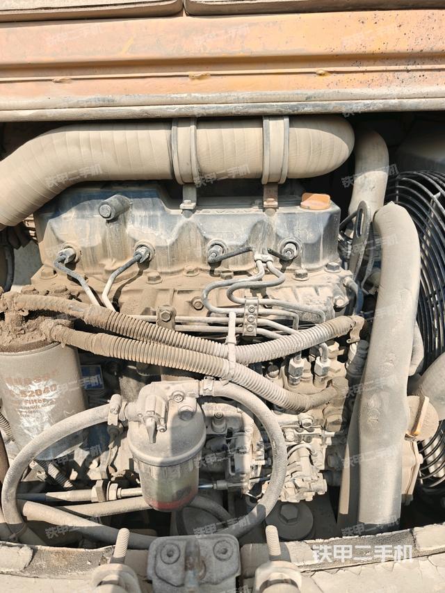 增压器特写(上车部件) 增压器特写(上车部件)