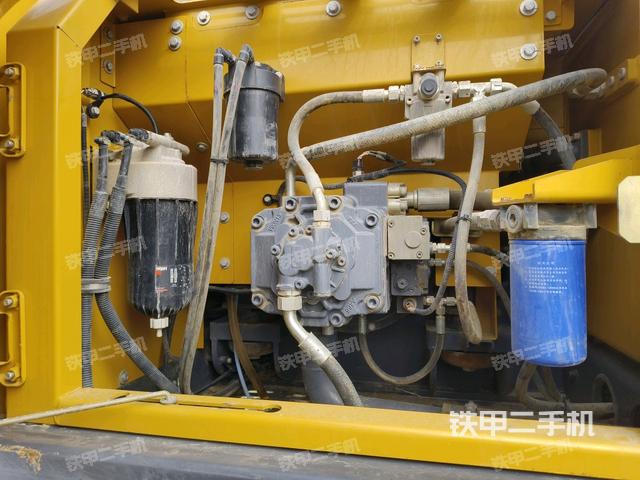 液压泵斜45 左(大件舱室) 液压泵斜45 左(大件舱室)