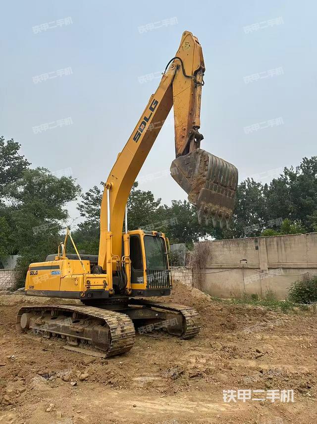山東臨工E6210F挖掘機