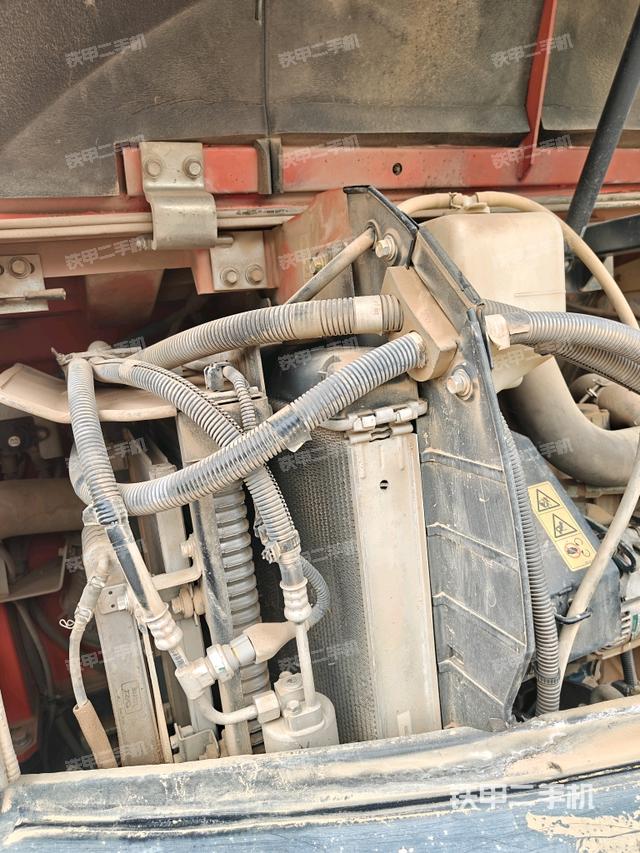 散熱器室(大件艙室) 散熱器室(大件艙室)