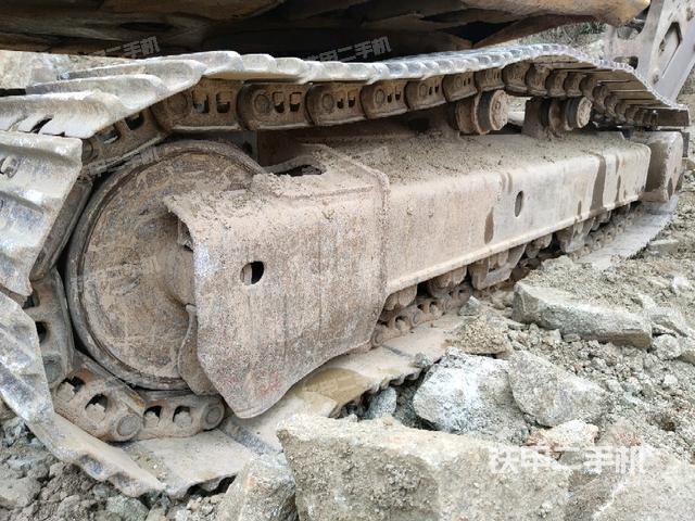 左側(cè)履帶整體?（行走機(jī)構(gòu)）