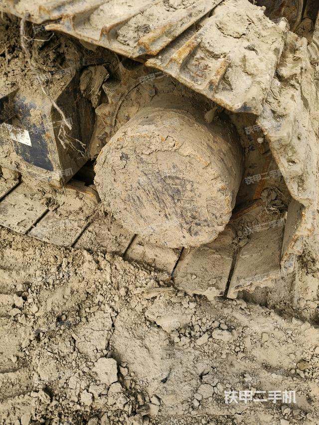 左驱动轮(行走机构) 左驱动轮(行走机构)