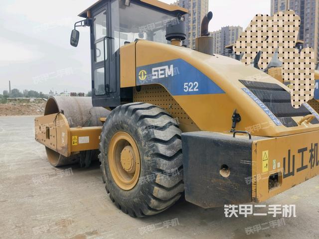 整機(jī)左側(cè)(設(shè)備外觀及核心部件) 整機(jī)左側(cè)(設(shè)備外觀及核心部件)