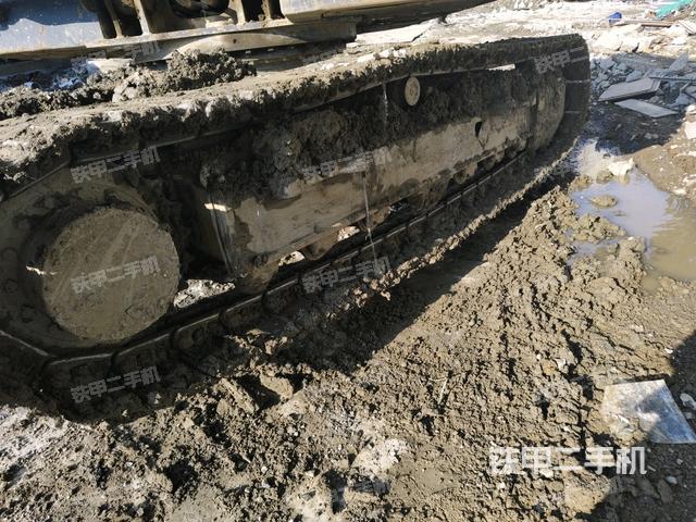 右側(cè)履帶整體(行走機(jī)構(gòu)) 右側(cè)履帶整體(行走機(jī)構(gòu))