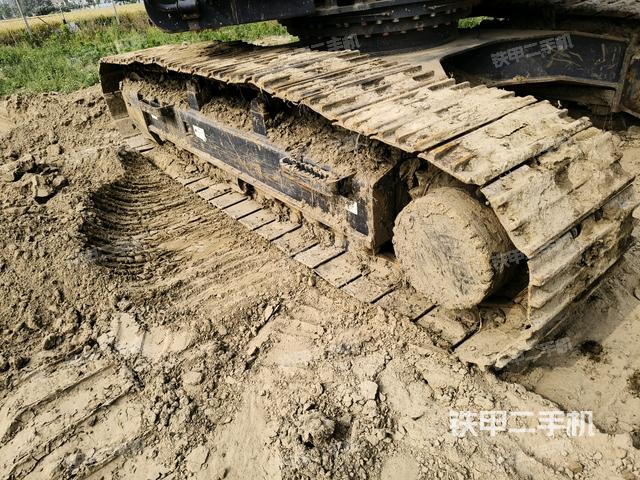 左侧履带整体 (行走机构) 左侧履带整体 (行走机构)